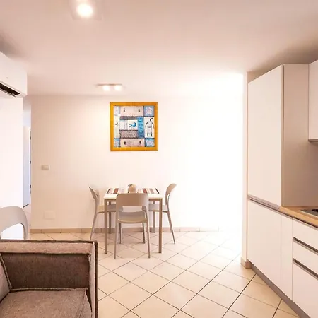 Apartamento Magico - 450m Dalla Capo dʼOrlando